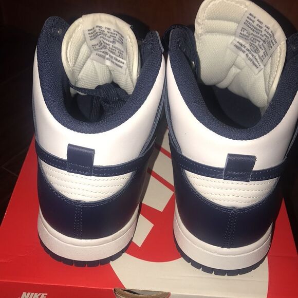 Nike Dunk High Midnight Navy 8.5 NEW - Picture 2 of 4